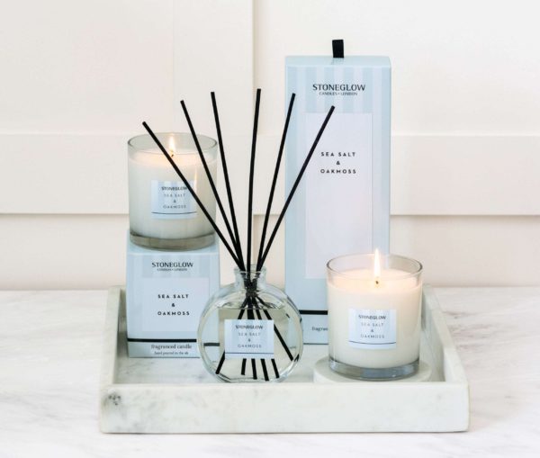 Modern Classics - Sea Salt & Oakmoss - Scented Candle - Boxed Tumbler - Image 2