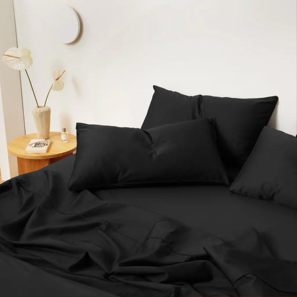 Breathable-top-quality-plain-black-bedding