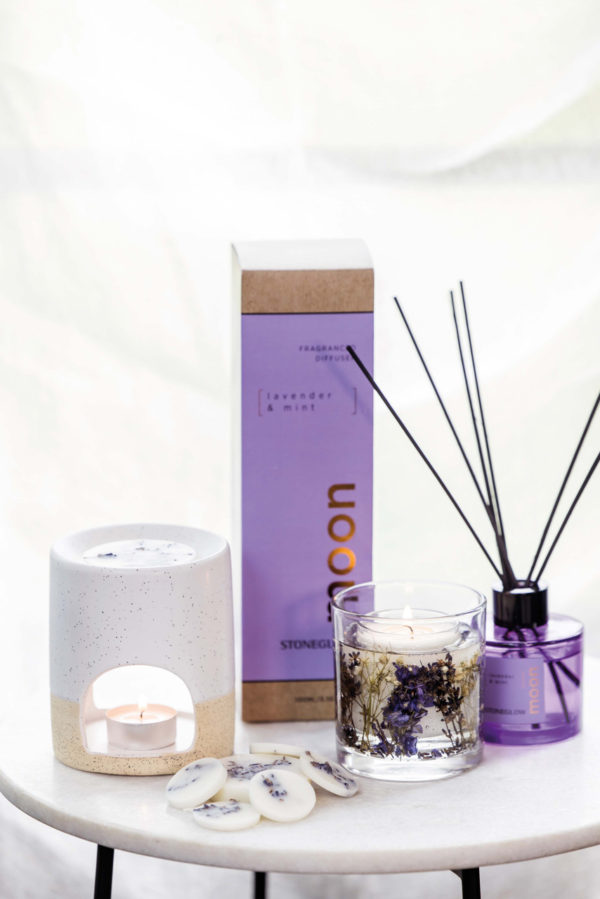 Elements - Moon - Lavender & Mint - Botanical Soy Wax Melts - Image 4