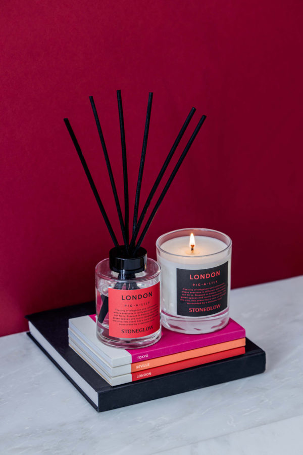 Explorer - London - Pic-a-Lily - Scented Reed Diffuser 150ml - Image 2