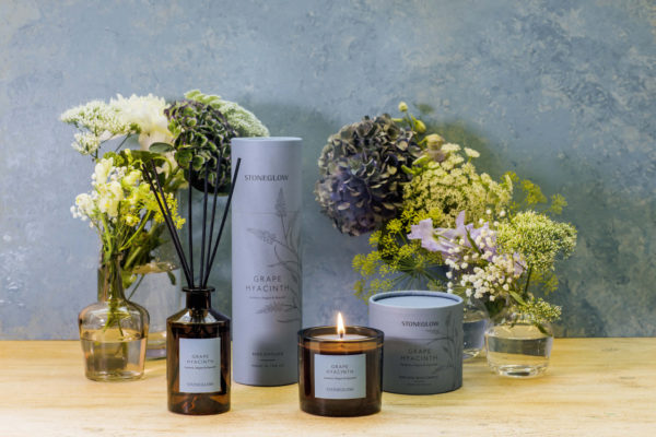 The Walled Garden - Grape Hyacinth - Gardenia | Muguet | Hyacinth - Scented Reed Diffuser 160ml - Image 3