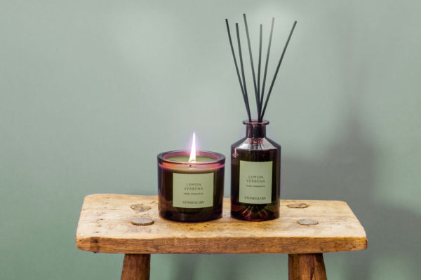 The Walled Garden- Lemon Verbena - Vanilla | Verbena | Iris - Scented Reed Diffuser 160ml - Image 3