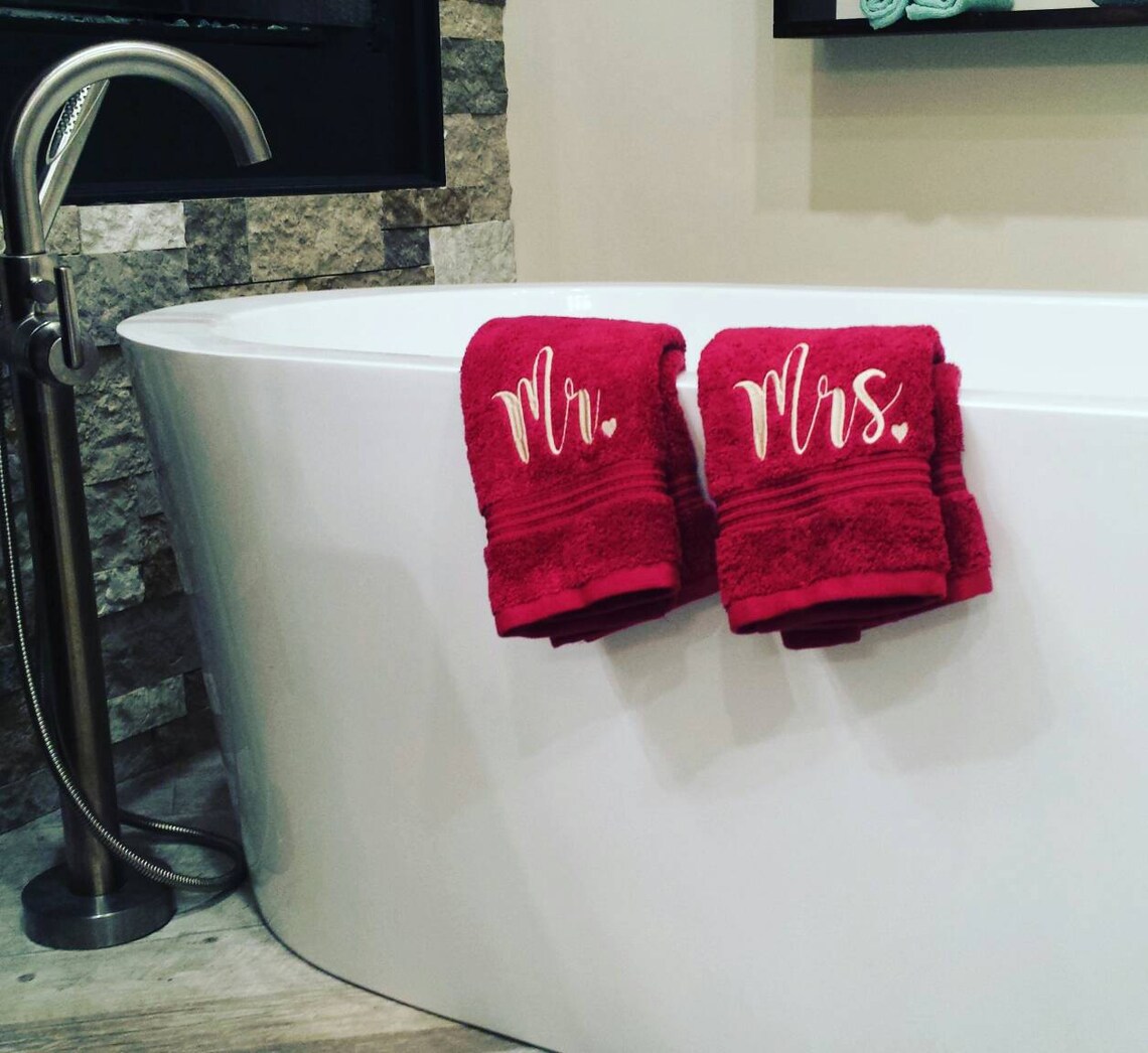 embroidery-and-monogram-designs-03